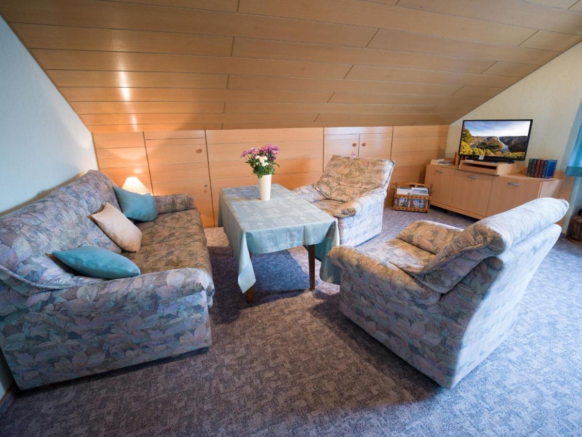 Ferienwohnung Christel Lorenz Merzig Bagian luar foto